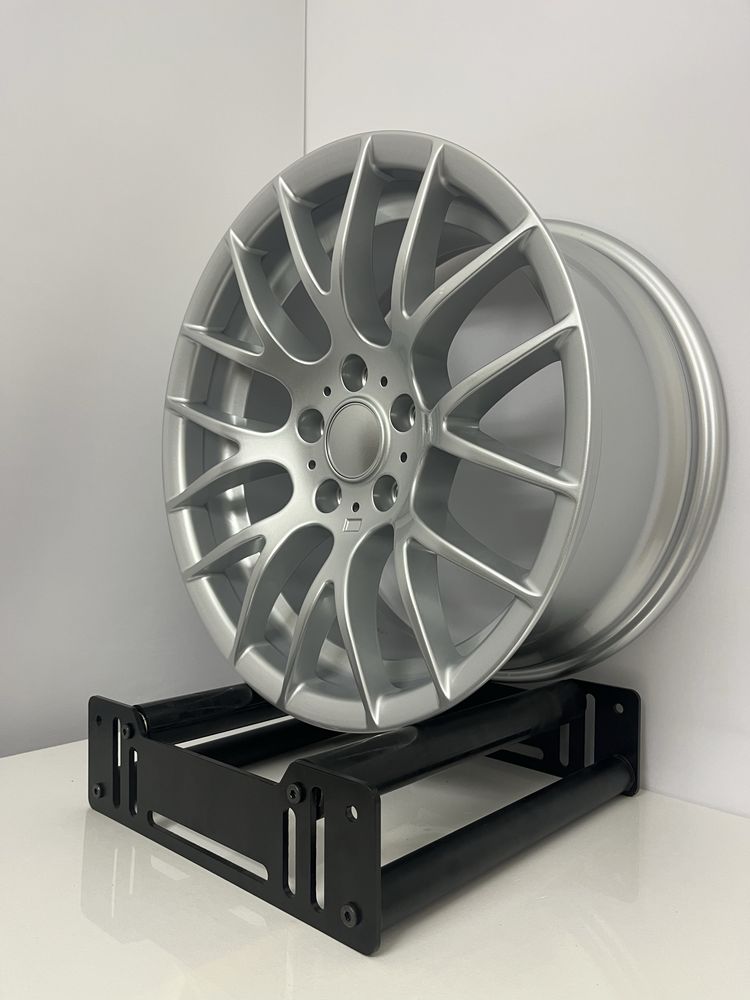 JANTE BM04 8X18 5X120 ET38 CB72.6 SILVER