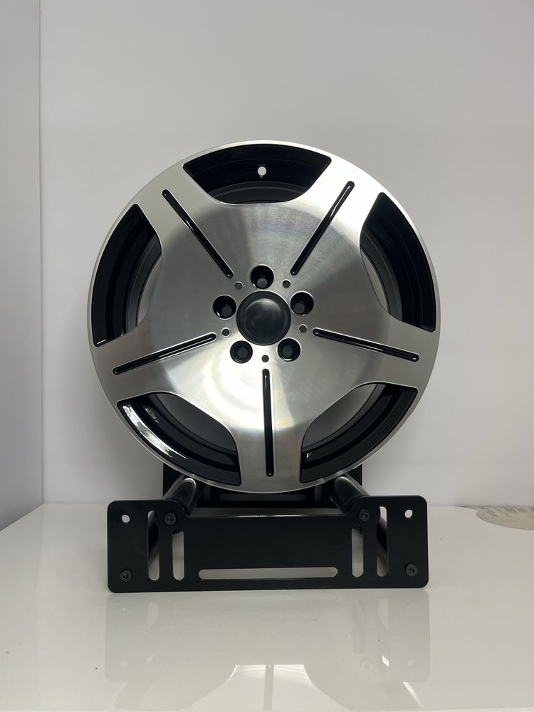 JANTE FBX035 7.5X17 5X112 ET35 CB66.6 BMF