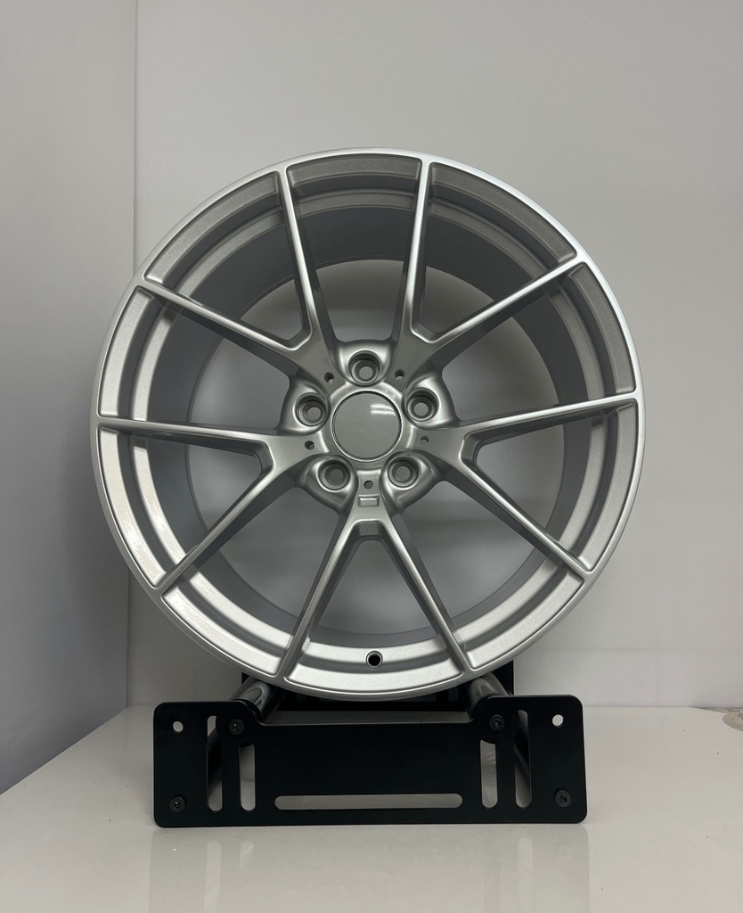 JANTE BM10-15 9.5X19 5X120 ET40 CB72.6 SILVER
