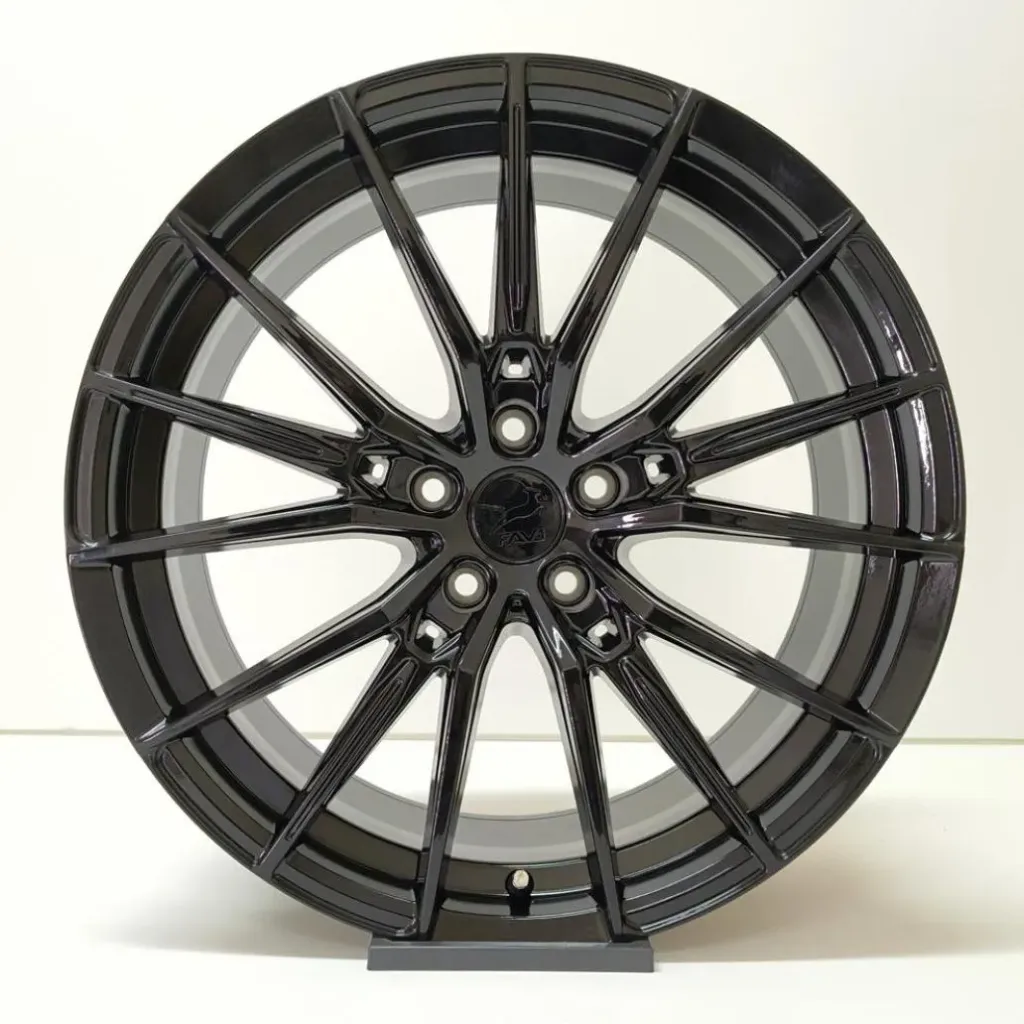 JANTE FAV1-72-12 9.5X19 5X120 ET35 CB72.6 GLOSS BLACK